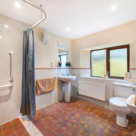 3 Bed In Oc-lr238 Holiday home